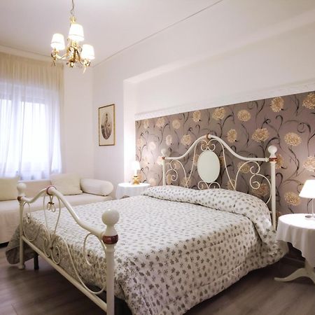 Casa Alessandro Casa Maria Francesca Napoli Eksteriør bilde